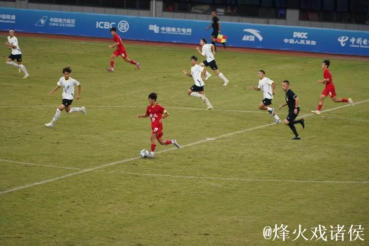十五运会U16男足决赛落幕 北京队力克湖北队摘冠 十五运会U16男足决赛落幕 北京队力克湖北队摘冠